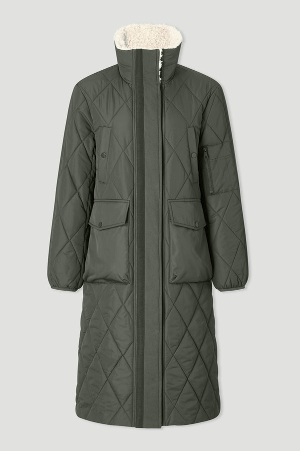 DIAMOND  QUILTED COAT