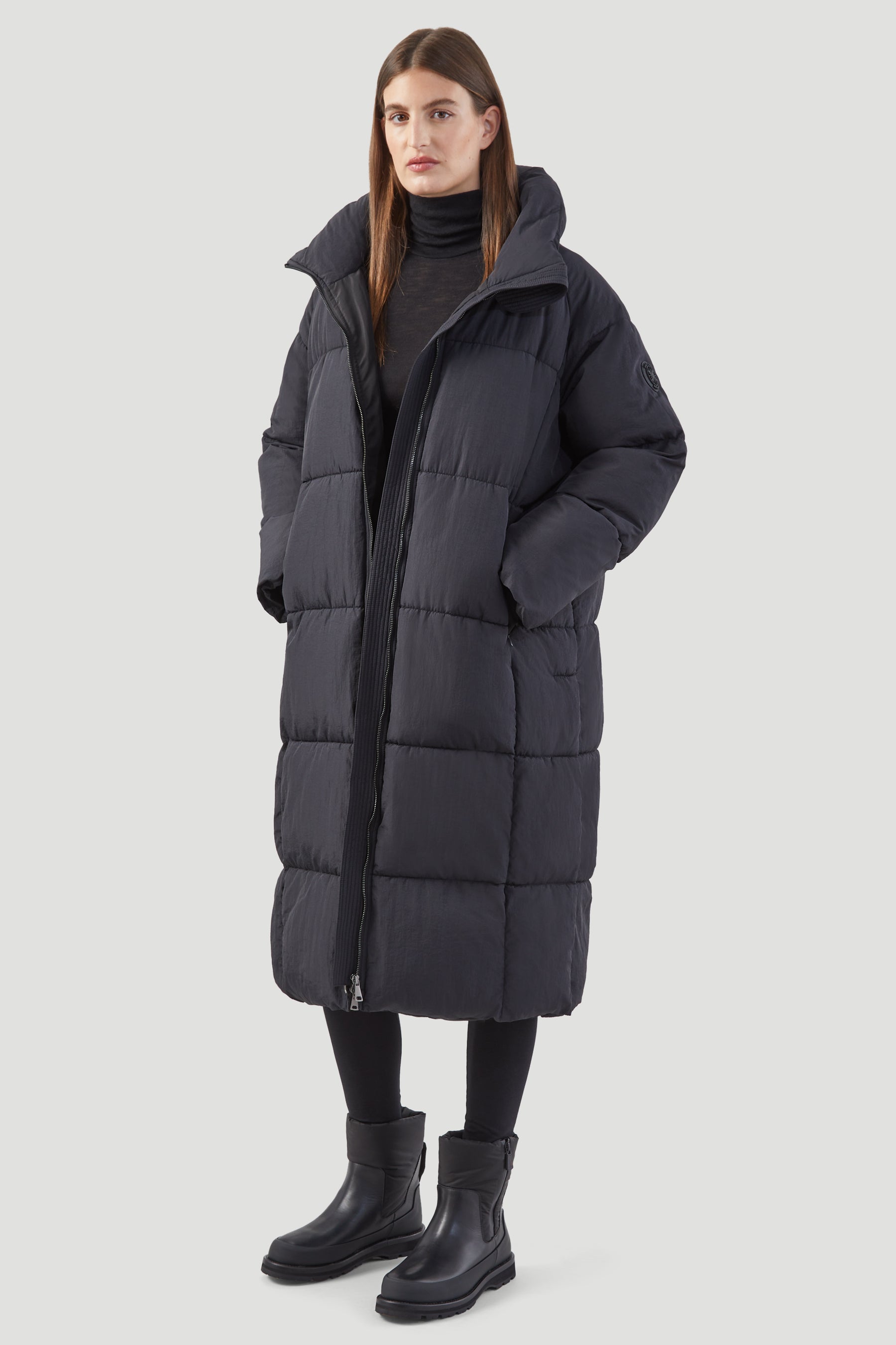 THE LONG PUFFER COAT